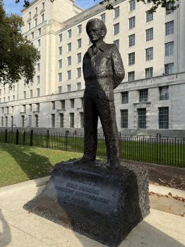 Bernhard Law Montgomery (1887-1976) (Statue) (London)